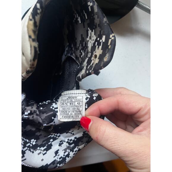 ASICS Cael V7.0 J605Y Lace-Up Boxing Wrestling Shoes Black/White Men's 9.5 - Picture 7 of 7